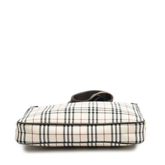 Burberry Slip Pocket Crossbody - Picture 6 of 8